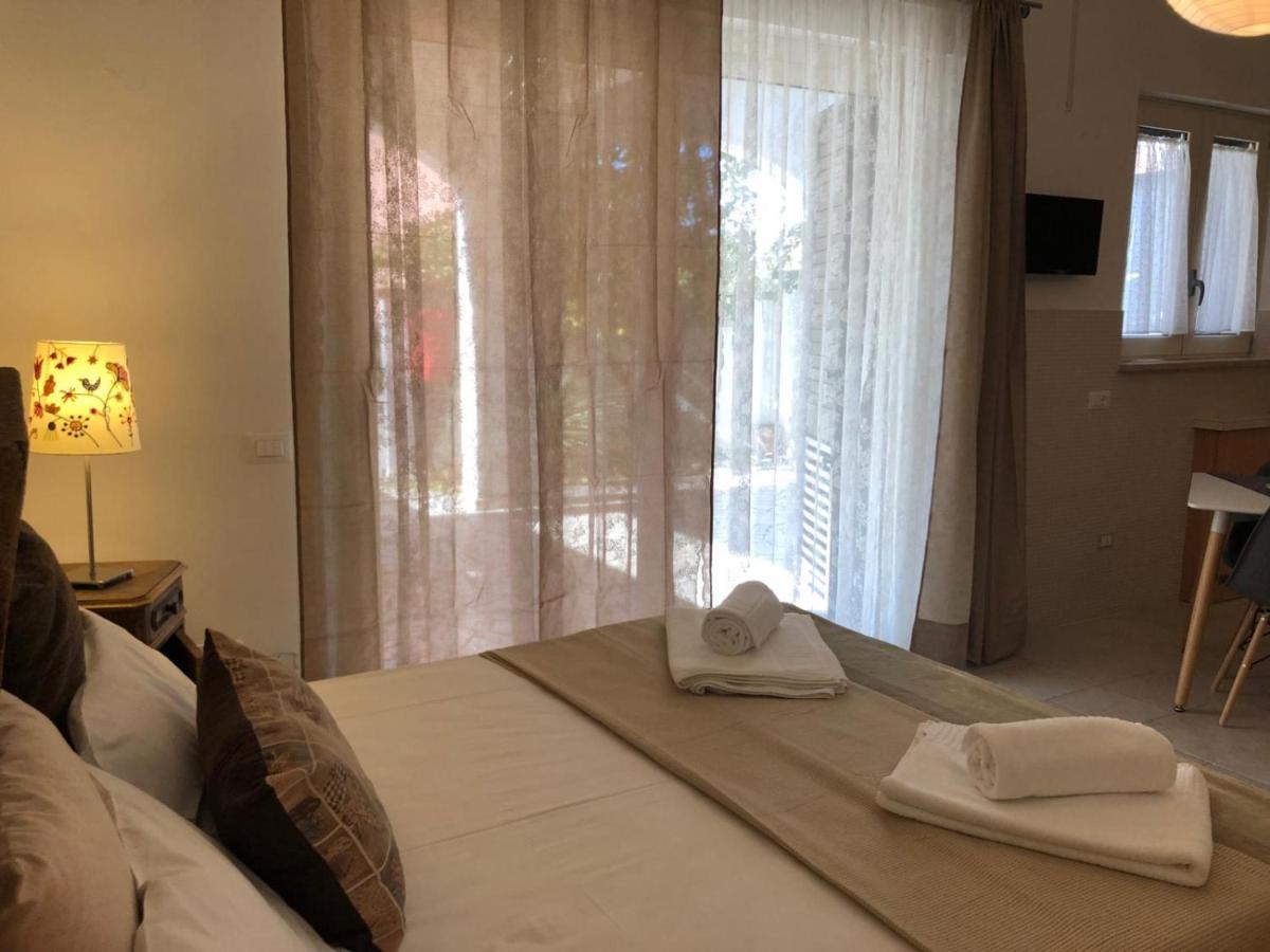 Bed and Breakfast Odegos Torre dell'Orso Zewnętrze zdjęcie
